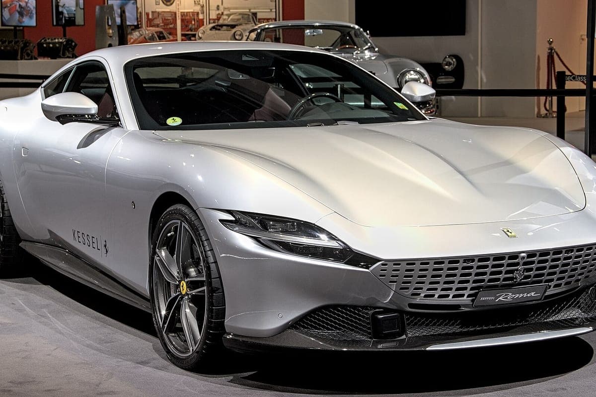 Ferrari Roma V8 Coupé 2023